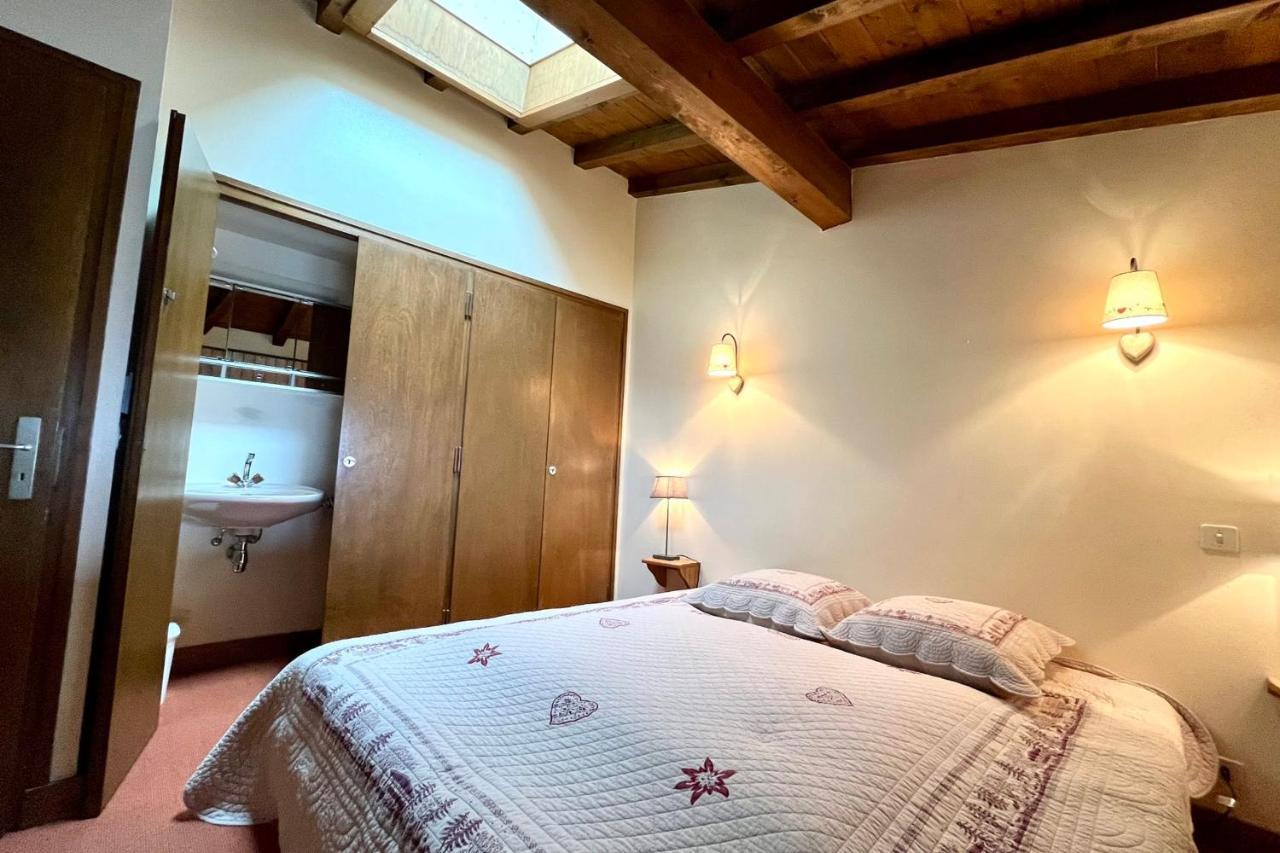 Nice And Bright Apartment In Combloux Extérieur photo